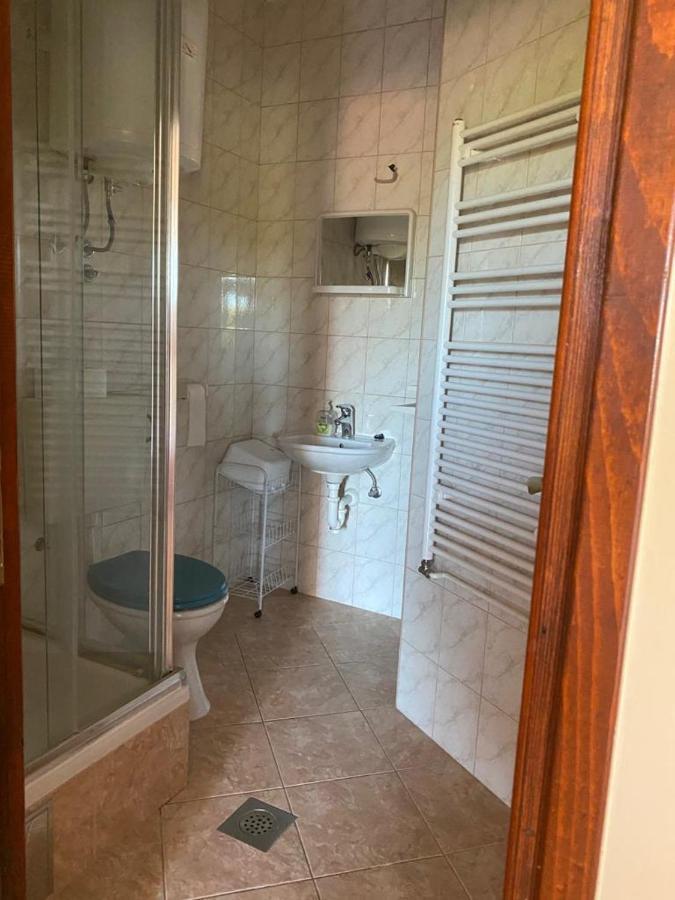 Apartmani Mirjana Brodarica  Exteriör bild